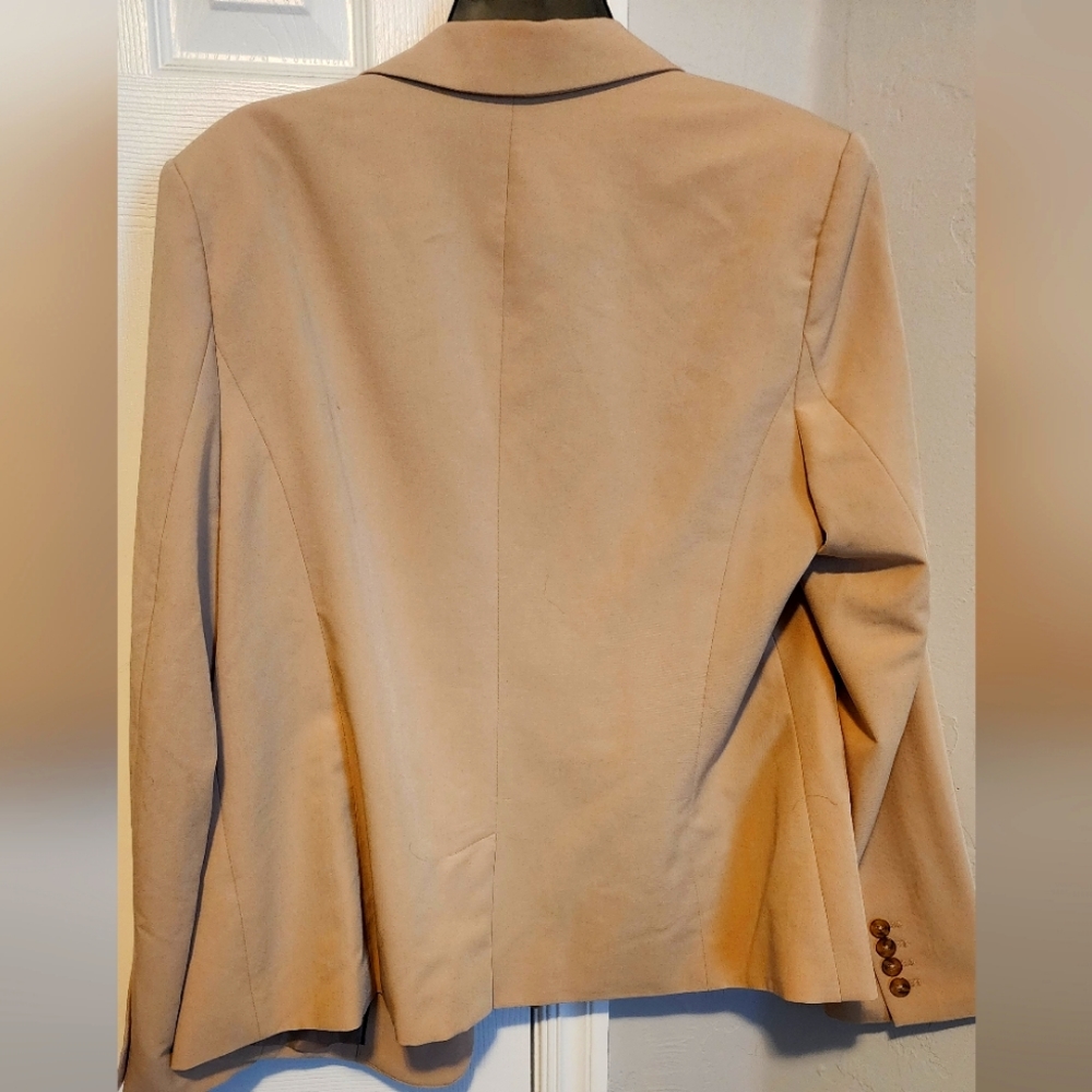 Tan Structured Blazer - Picture 4 of 6